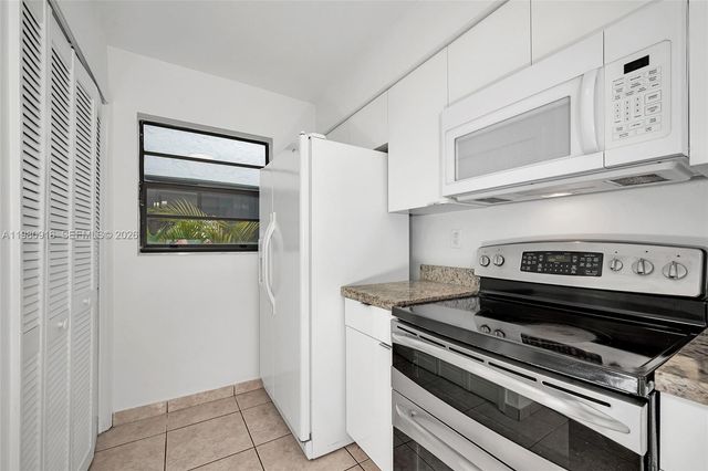 6427 SW 135th Ave, Miami, FL 33183