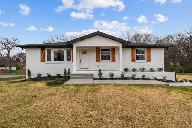123 Hepplewhite Dr, Hendersonville, TN 37075