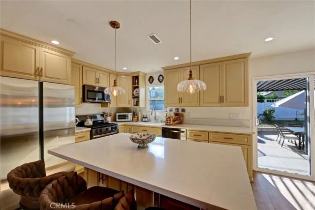 227 Oak Place, Brea, CA 92821
