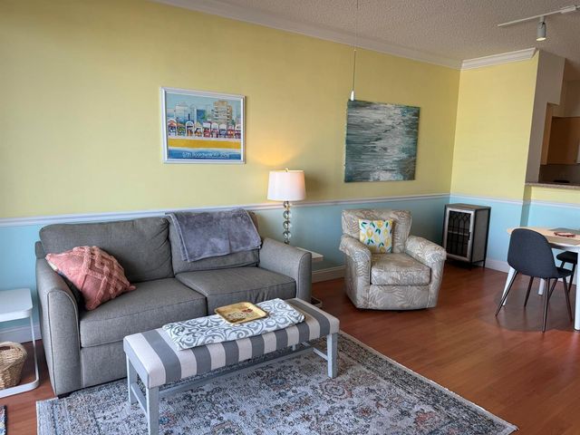 616 Clearwater Park Road 607, West Palm Beach, FL 33401