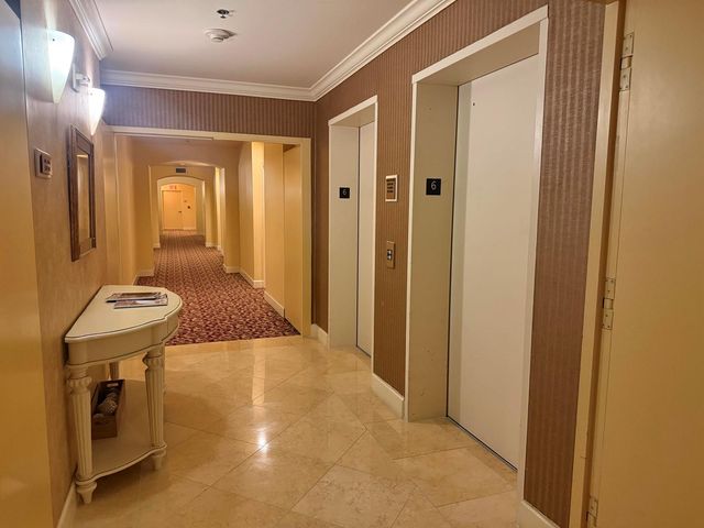 616 Clearwater Park Road 607, West Palm Beach, FL 33401
