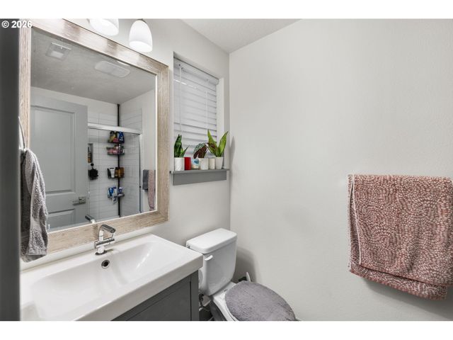 2896 Se 87TH Ave, Portland, OR 97266