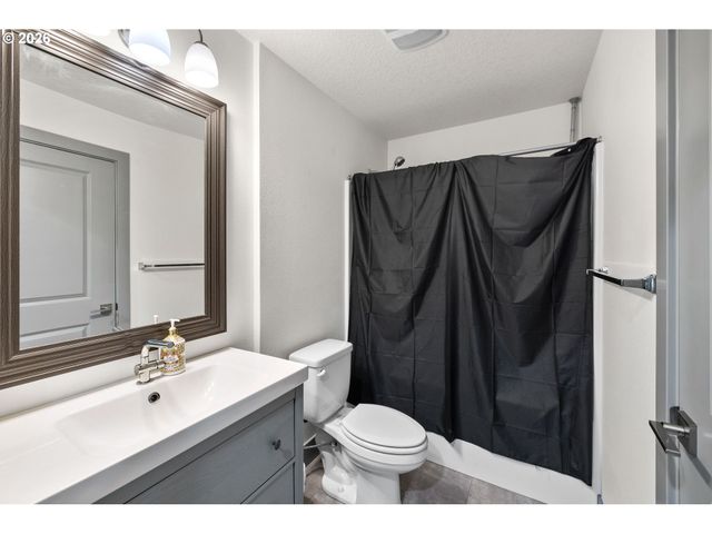 2896 Se 87TH Ave, Portland, OR 97266