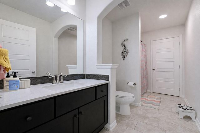 408 Daniel XING, Liberty Hill, TX 78642