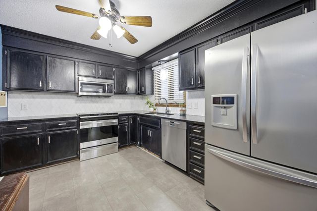 3608 Kennedy Street S, Fargo, ND 58104