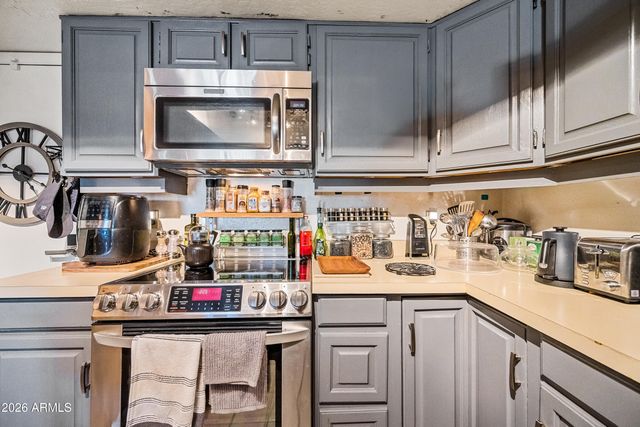 33 W MISSOURI Avenue 8, Phoenix, AZ 85013