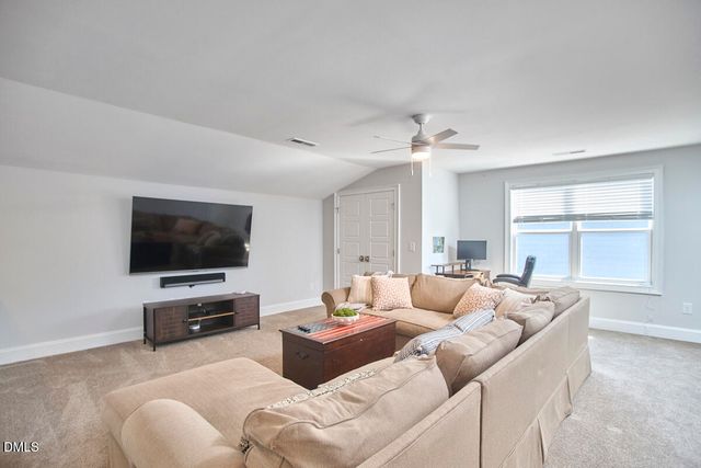 1231 Gloriosa Street, Apex, NC 27523