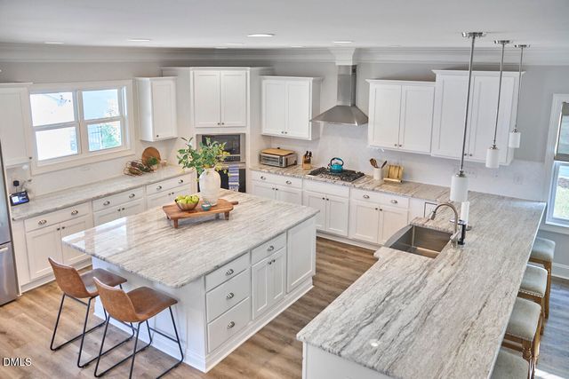 1231 Gloriosa Street, Apex, NC 27523