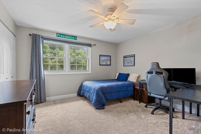 986 Commonwealth Court, Barrington, IL 60010