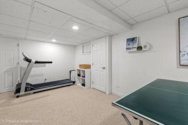 986 Commonwealth Court, Barrington, IL 60010