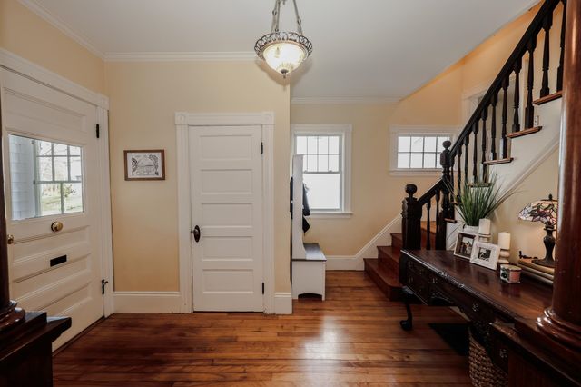 279 Sagamore Street, Manchester, NH 03104