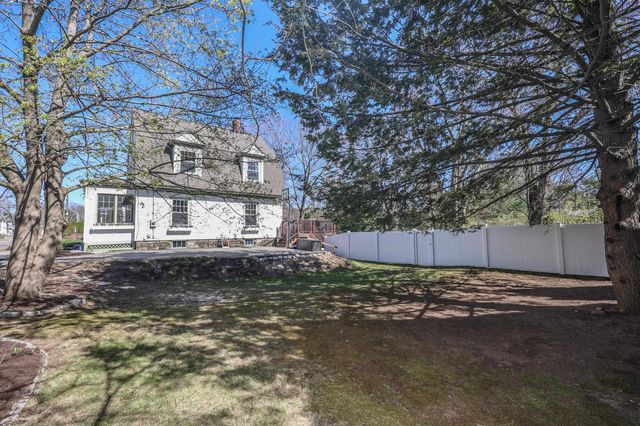 279 Sagamore Street, Manchester, NH 03104