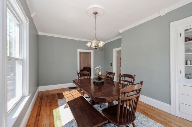 279 Sagamore Street, Manchester, NH 03104