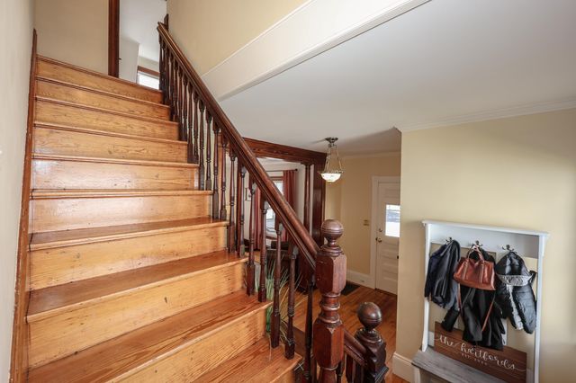 279 Sagamore Street, Manchester, NH 03104
