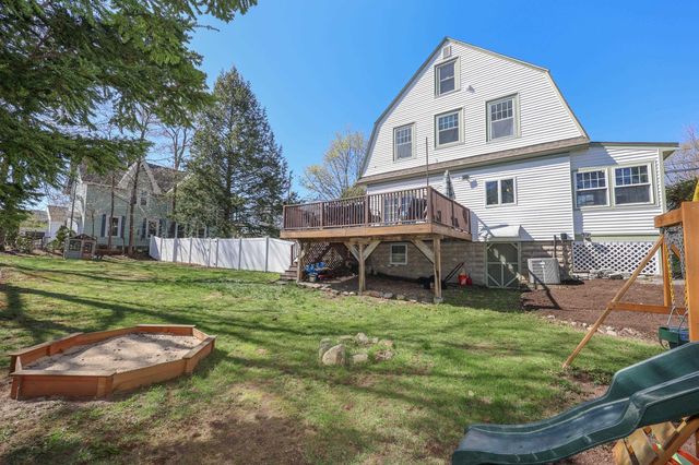 279 Sagamore Street, Manchester, NH 03104