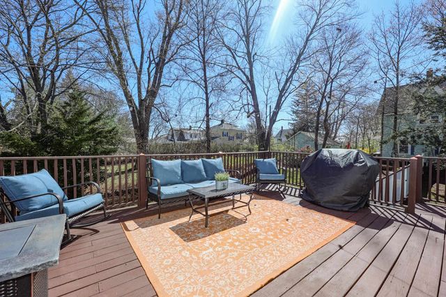 279 Sagamore Street, Manchester, NH 03104