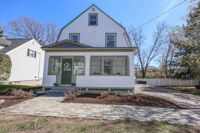 279 Sagamore Street, Manchester, NH 03104
