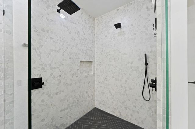 8405 Greenspoint, Rowlett, TX 75088