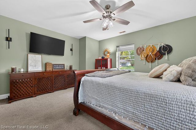 6415 Sunnydale Road, Clarkston, MI 48346