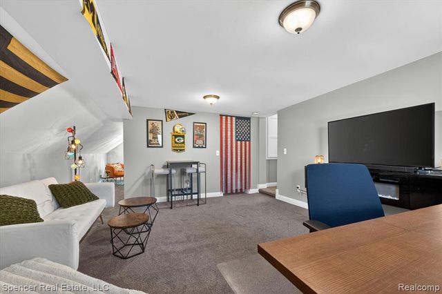 6415 Sunnydale Road, Clarkston, MI 48346