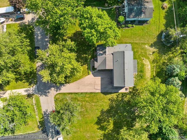 6415 Sunnydale Road, Clarkston, MI 48346