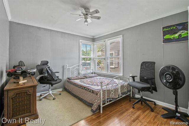 4673 Dearborndale Street, Dearborn Heights, MI 48125