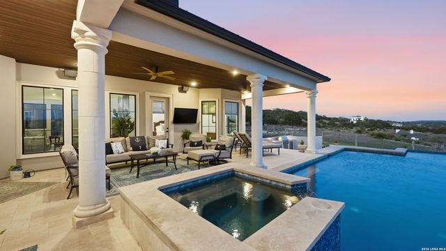 1006 Ranger Rdg, New Braunfels, TX 78132