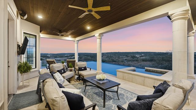 1006 Ranger Rdg, New Braunfels, TX 78132