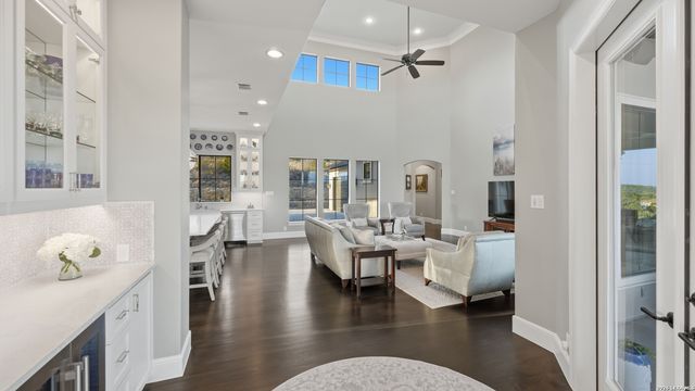 1006 Ranger Rdg, New Braunfels, TX 78132