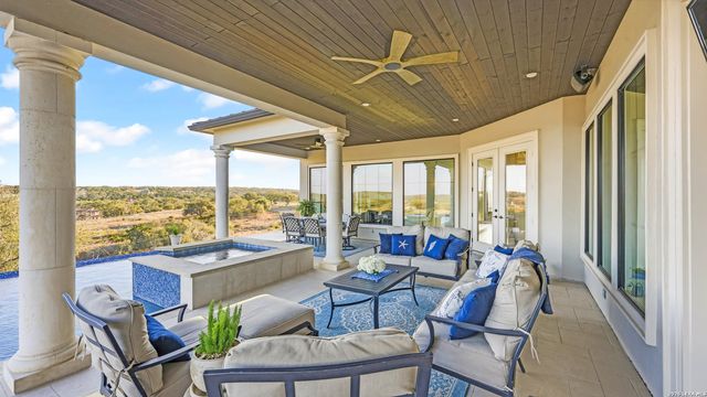 1006 Ranger Rdg, New Braunfels, TX 78132