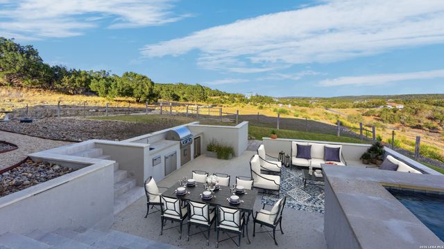 1006 Ranger Rdg, New Braunfels, TX 78132