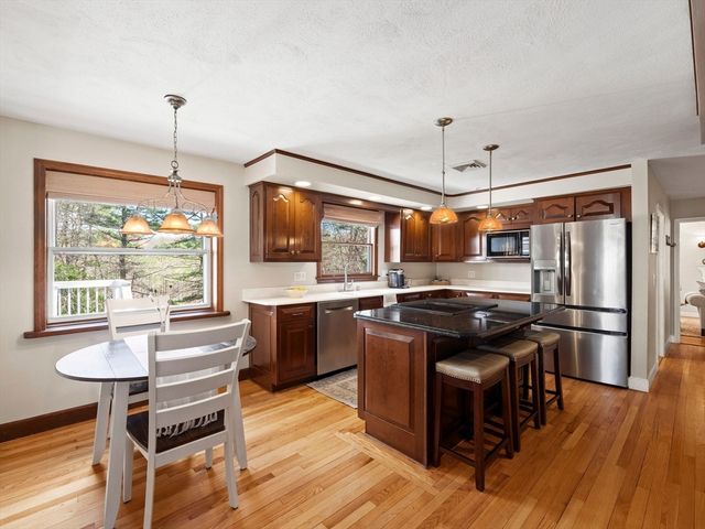 30 Duggan Road, Acton, MA 01720