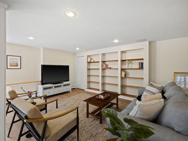 30 Duggan Road, Acton, MA 01720