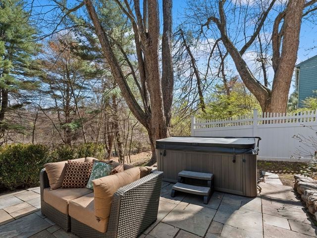 30 Duggan Road, Acton, MA 01720