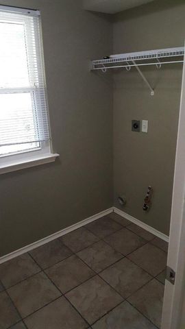 2810 Turtle River DR, Leander, TX 78641