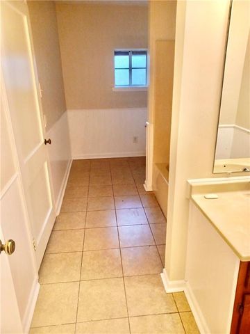205 PRAIRIE Street, Pineville, LA 71360