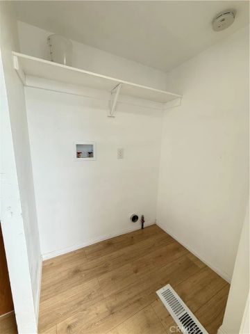 45415 E 28th Street E 45, Lancaster, CA 93535