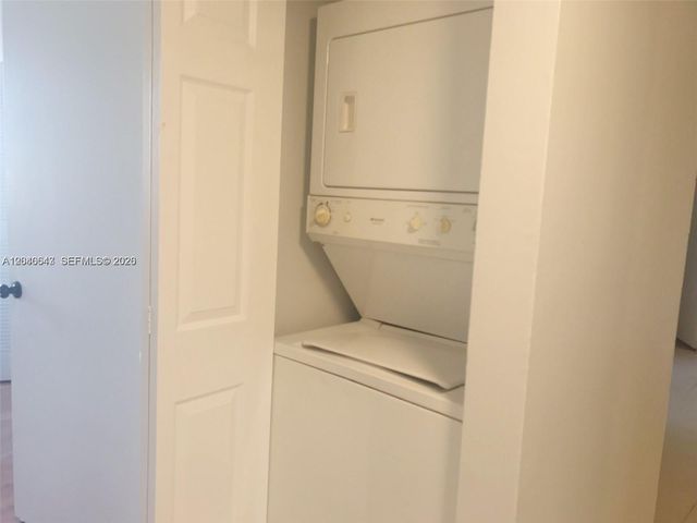 14971 SW 82nd Ln 20-308, Miami, FL 33193