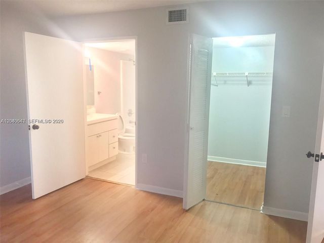 14971 SW 82nd Ln 20-308, Miami, FL 33193