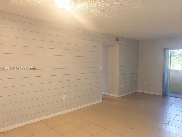 14971 SW 82nd Ln 20-308, Miami, FL 33193