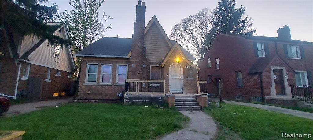 17147 Dresden Street, Detroit, MI 48205