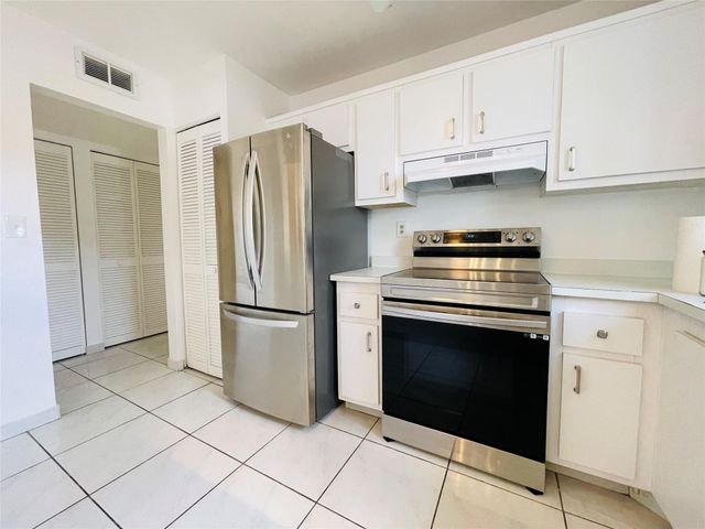 4155 NW 90th Avenue 201, Coral Springs, FL 33065