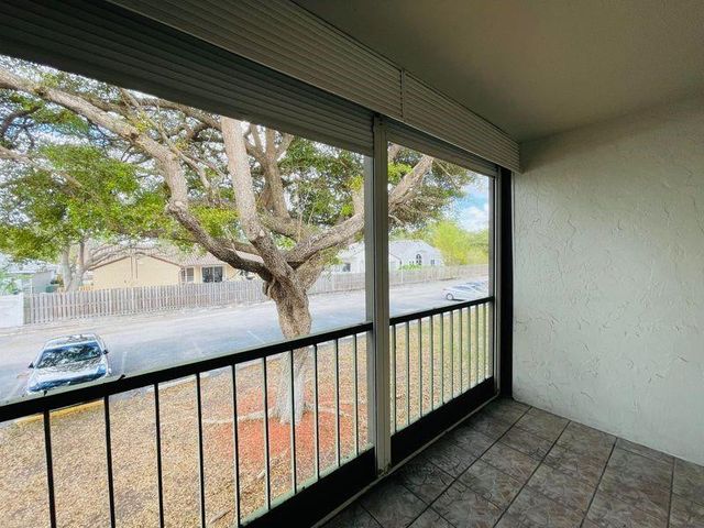 4155 NW 90th Avenue 201, Coral Springs, FL 33065