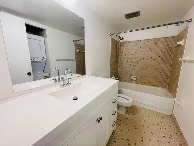 4155 NW 90th Avenue 201, Coral Springs, FL 33065