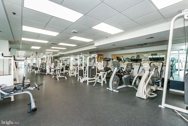 100 HARBORVIEW DR #1014, Baltimore, MD 21230