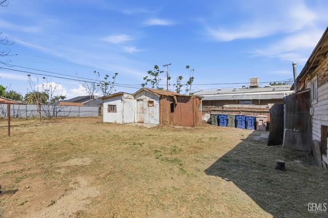 6705 Betty Street, Bakersfield, CA 93307