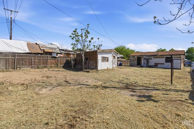 6705 Betty Street, Bakersfield, CA 93307