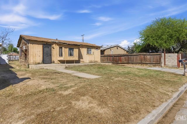 6705 Betty Street, Bakersfield, CA 93307