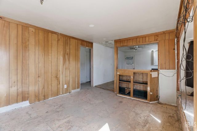 6705 Betty Street, Bakersfield, CA 93307