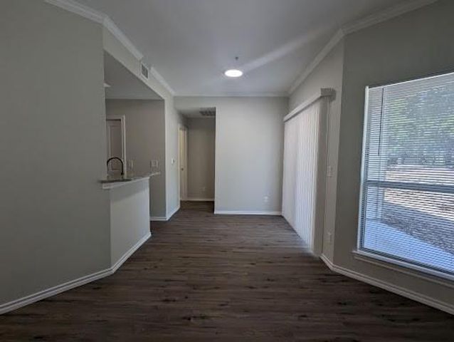 6000 Shepherd Mountain CV 204, Austin, TX 78730